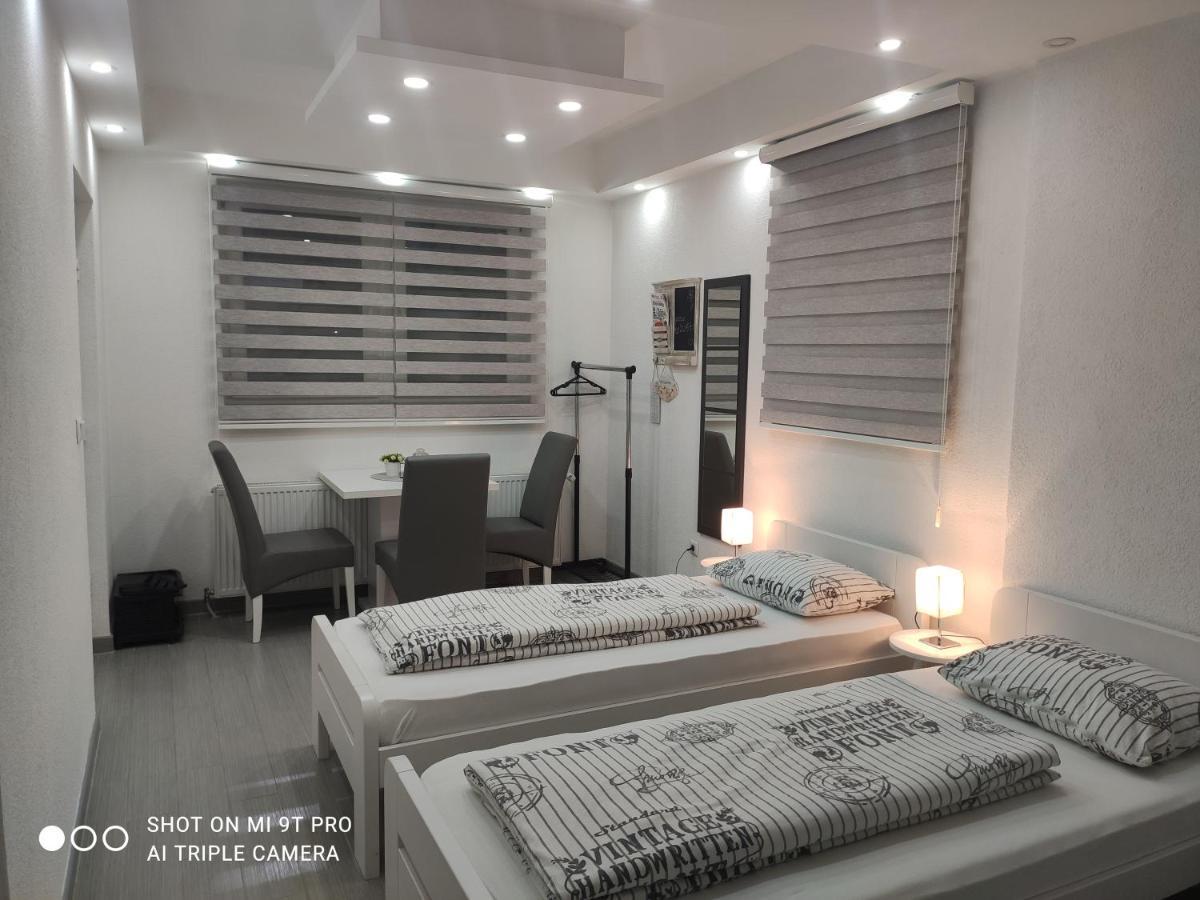 Apartments Airport Inn Dubrave Gornje Экстерьер фото