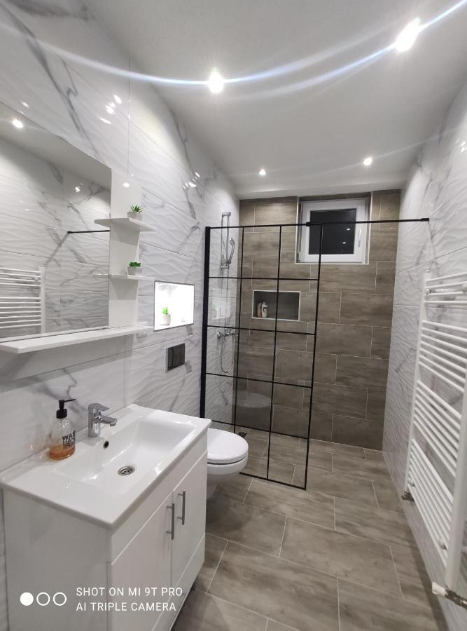 Apartments Airport Inn Dubrave Gornje Экстерьер фото